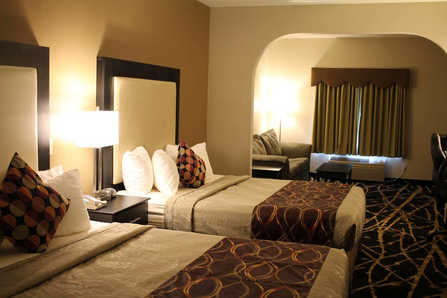 Best Western Plus Des Moines West Inn & Suites Clive Exterior photo